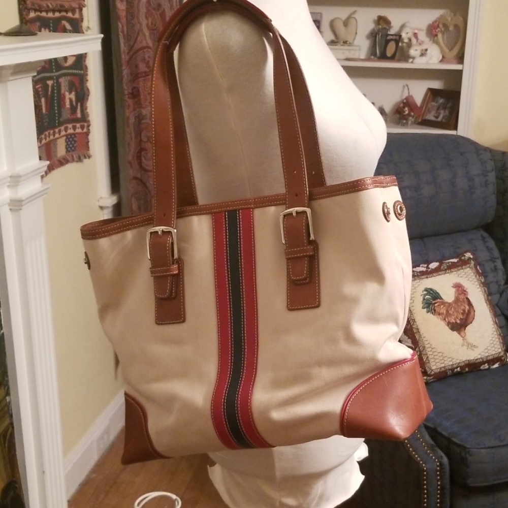 Coach shoulder bag